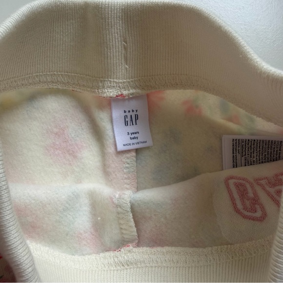 NWT GAP Kids Floral Print Joggers - Picture 6 of 7
